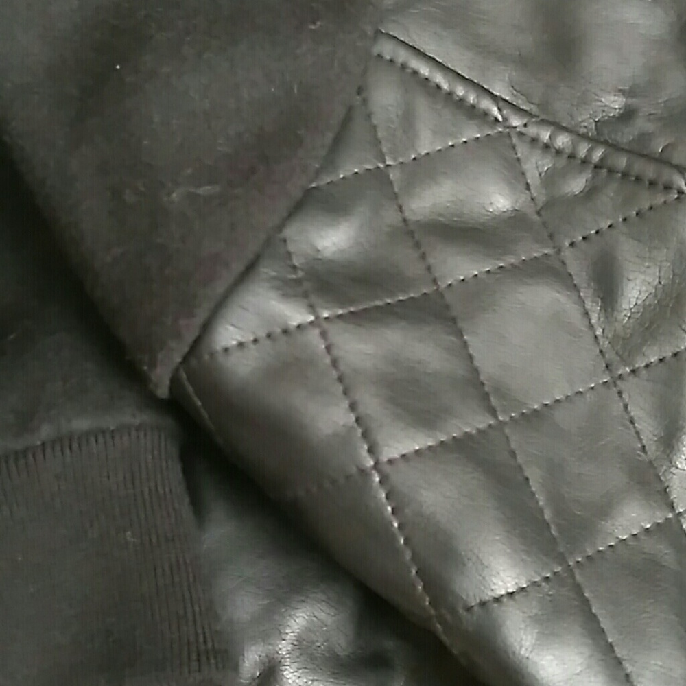 Black Jacket - Picture 7 of 7